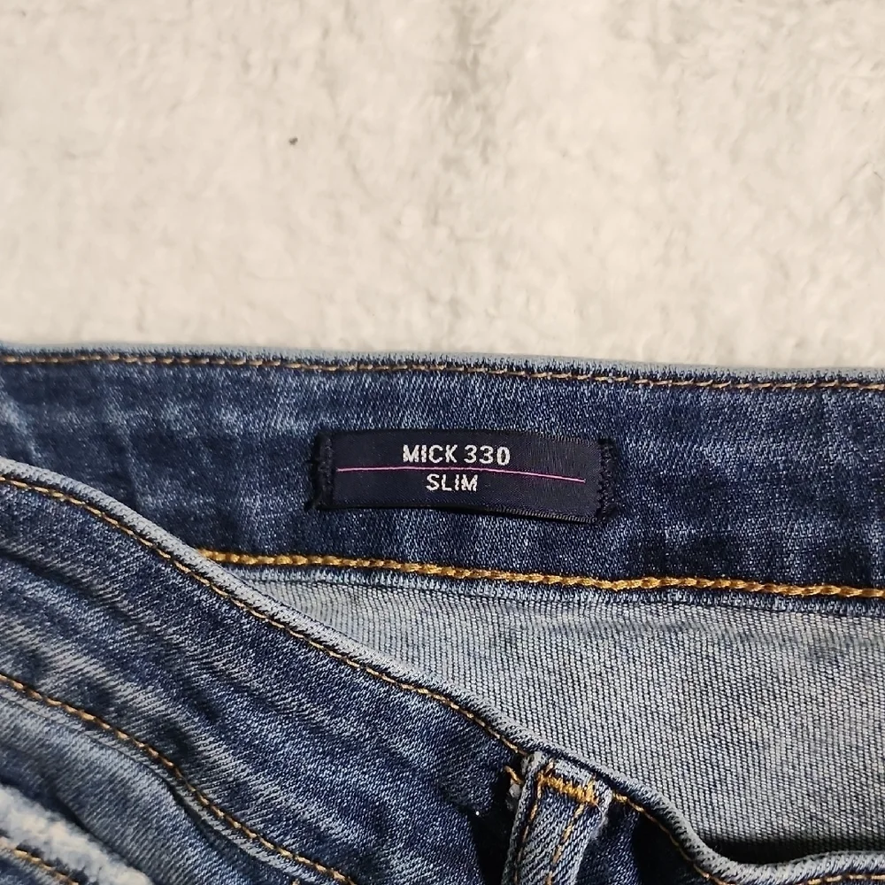 Stylish Men's Denim Jeans